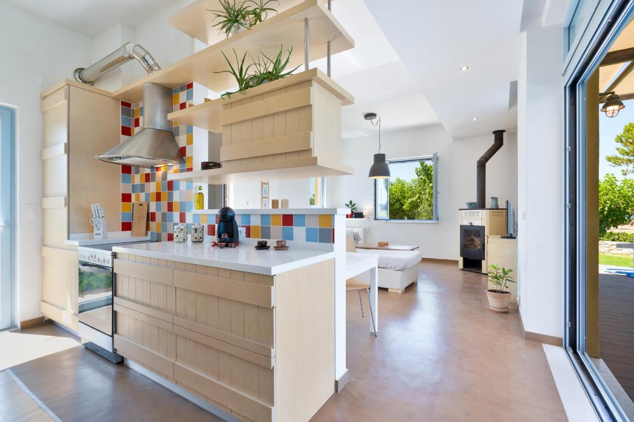Calma Seaside Villa *